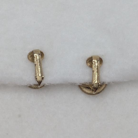 Vintage Sarah Coventry Gold Tone Knot Clip On Earrings - Picture 2 of 3
